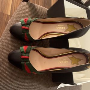GUCCI MARAMONT SHOES SIZE 38